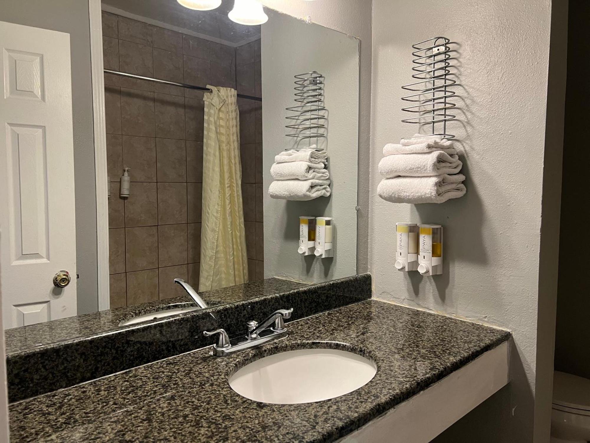 Hometown Inn North Hills San Fernando Extérieur photo